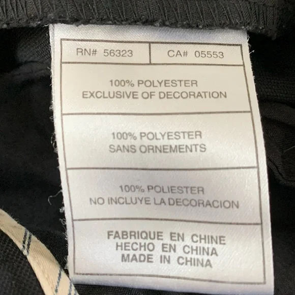 Nike FitDry Pleated Golf Shorts - Picture 8 of 9